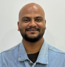 Students learning data science at KSR DataVizon